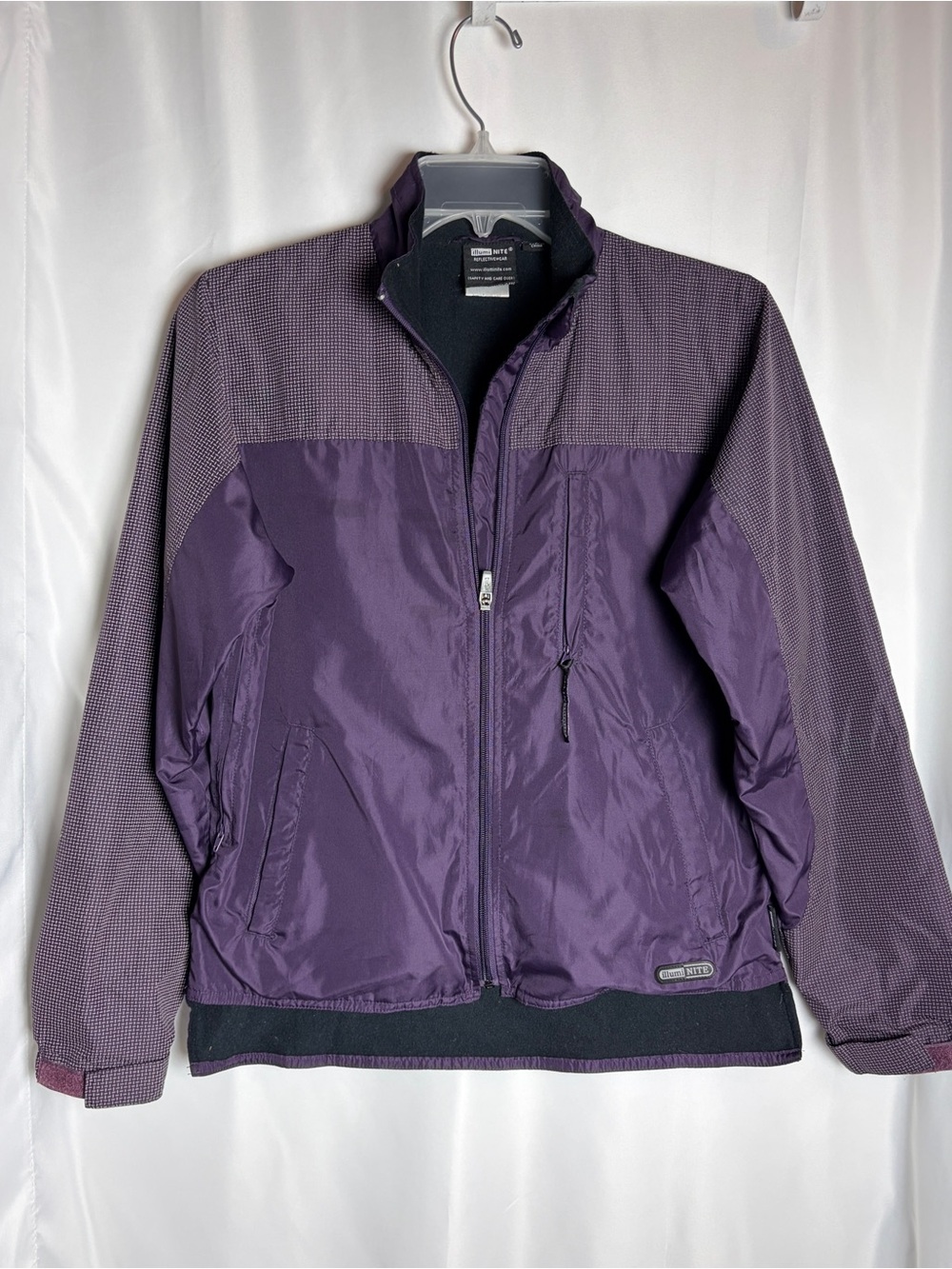 illumiNITE Reflective Performance Running Cycling Walking Jacket Wmn’s S Purple